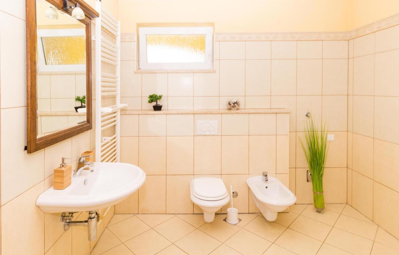 Apartments Balach ポレッチ エクステリア 写真