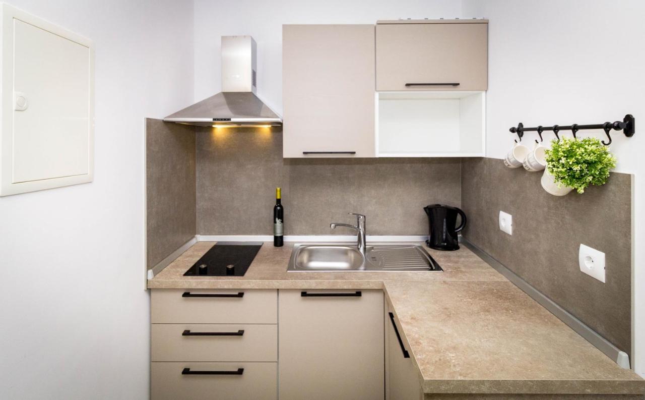 Apartments Balach ポレッチ エクステリア 写真