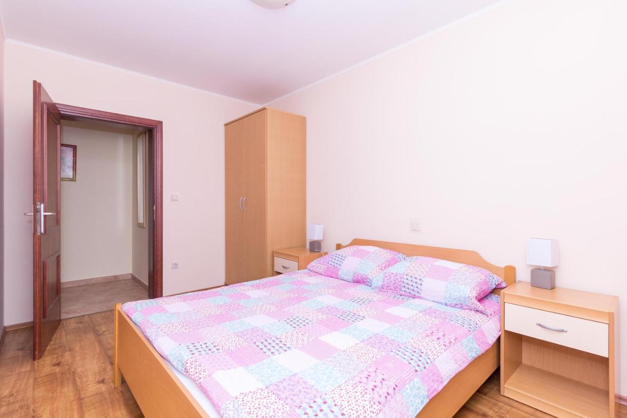 Apartments Balach ポレッチ エクステリア 写真